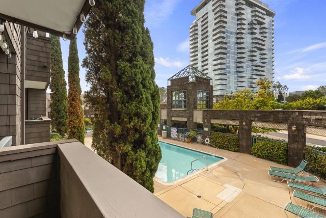 4435 Nobel Dr 11, San Diego, CA 92122