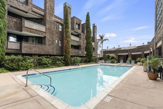 4435 Nobel Dr 11, San Diego, CA 92122