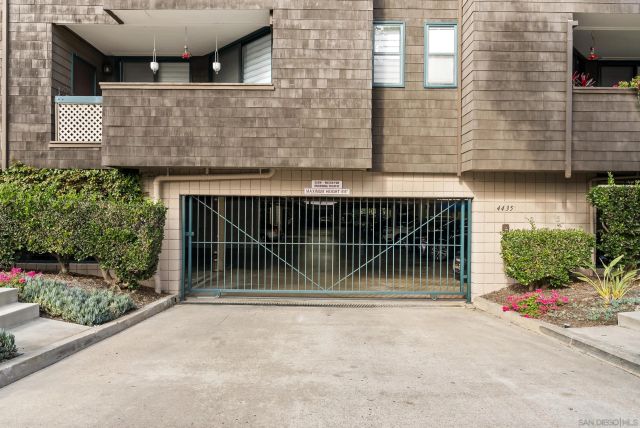 4435 Nobel Dr 11, San Diego, CA 92122