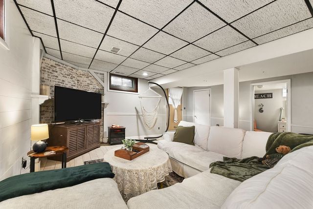 139 Camp Run Rd, Lancaster Twp, PA 16037