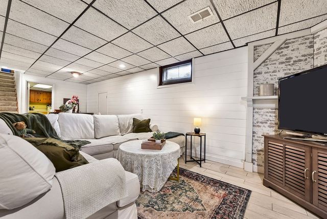 139 Camp Run Rd, Lancaster Twp, PA 16037