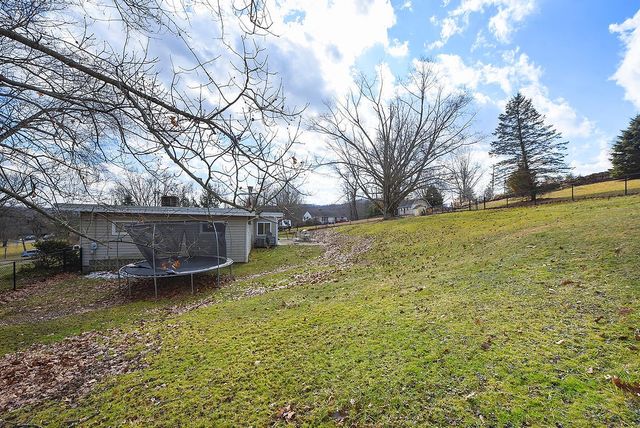 139 Camp Run Rd, Lancaster Twp, PA 16037