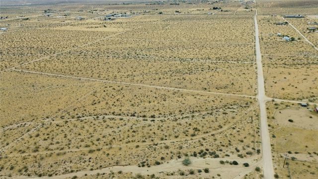 0 Acoma, Landers, CA 92285