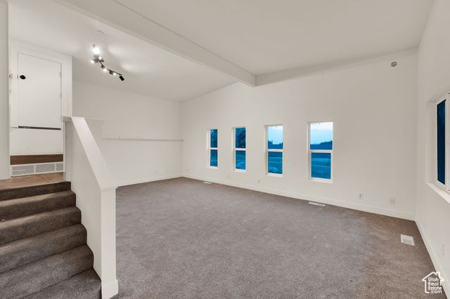 360 E 400 N, Centerville, UT 84014