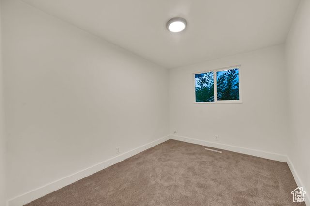 360 E 400 N, Centerville, UT 84014