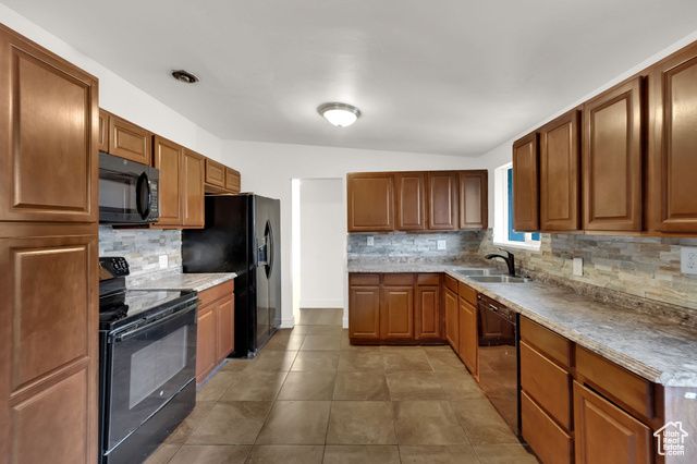 360 E 400 N, Centerville, UT 84014