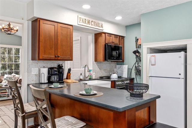 12270 NW 83RD LANE, Ocala, FL 34482