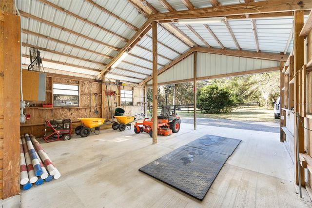 12270 NW 83RD LANE, Ocala, FL 34482