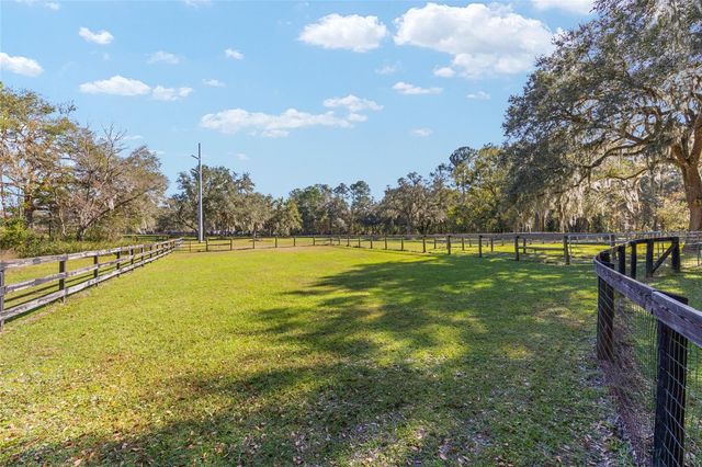 12270 NW 83RD LANE, Ocala, FL 34482
