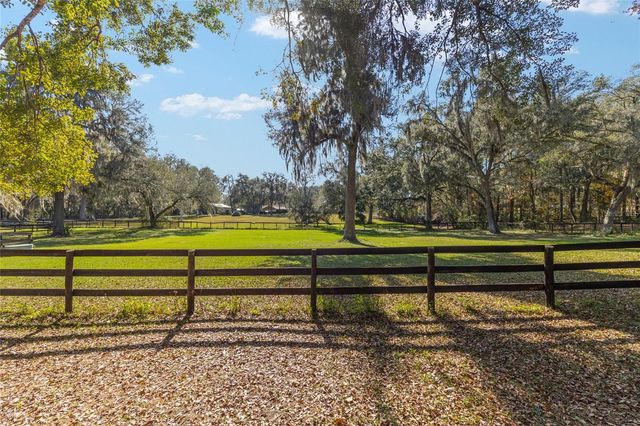 12270 NW 83RD LANE, Ocala, FL 34482