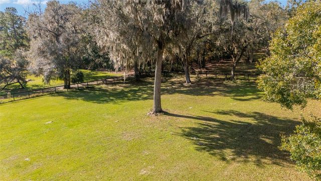 12270 NW 83RD LANE, Ocala, FL 34482