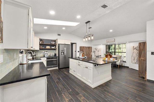 12270 NW 83RD LANE, Ocala, FL 34482