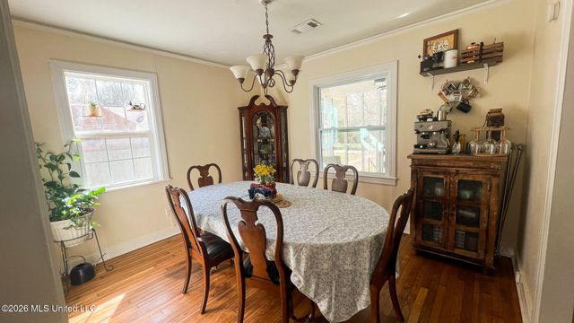 632 Woodbury Road, Jackson, MS 39206