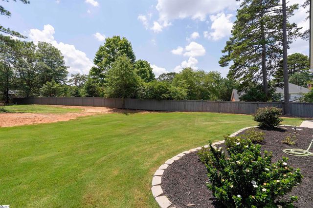 10 Golden Apple Trail, Mauldin, SC 29662