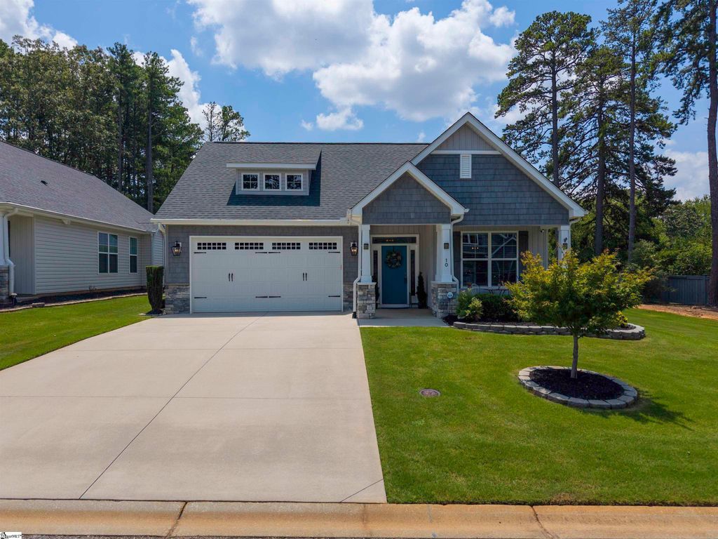 10 Golden Apple Trail, Mauldin, SC 29662
