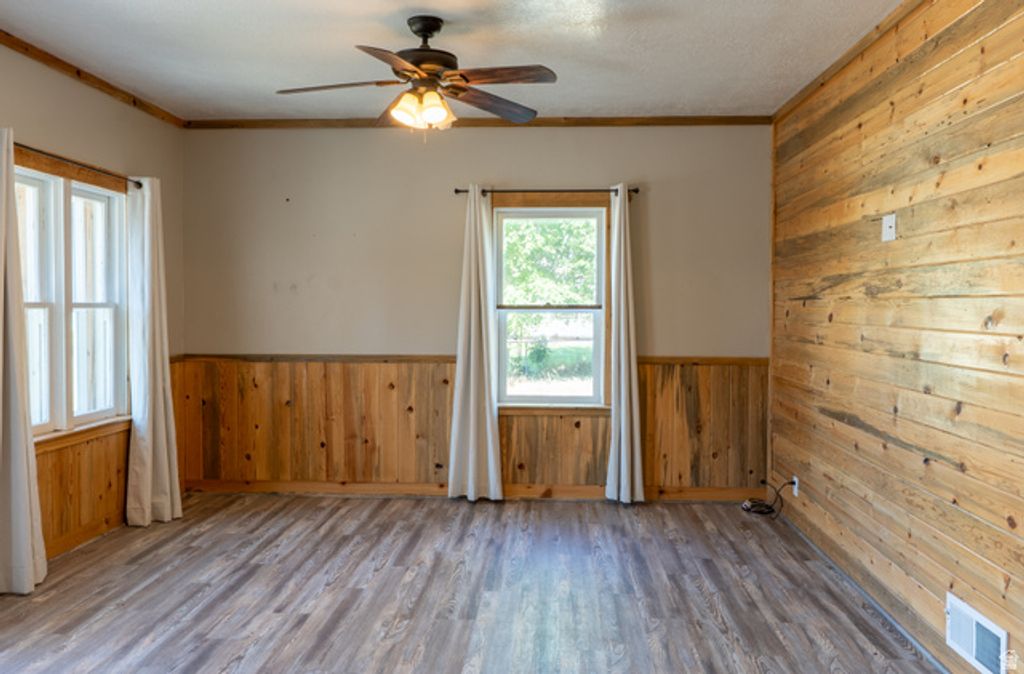 Image 3 of property listing at 460 W CENTER ST, Fountain Green, UT 84632
