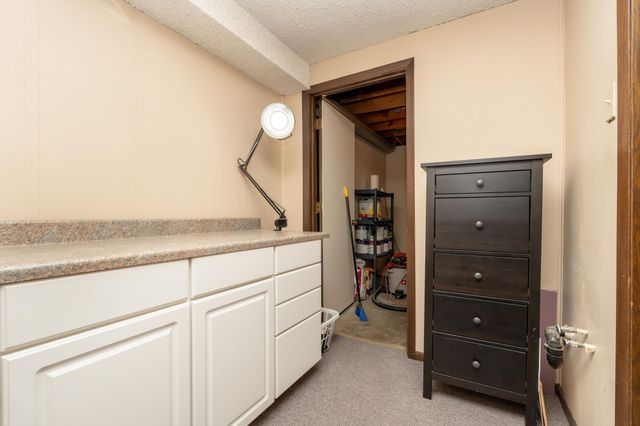 5616 N Innsbruck Court, Fridley, MN 55432