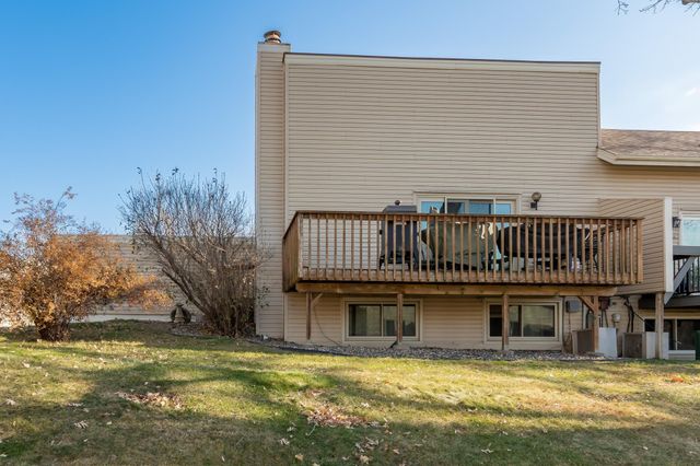 5616 N Innsbruck Court, Fridley, MN 55432