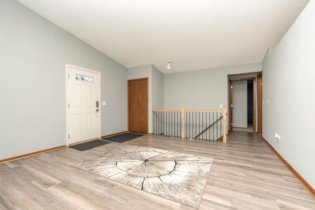 5616 N Innsbruck Court, Fridley, MN 55432