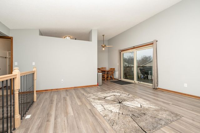 5616 N Innsbruck Court, Fridley, MN 55432