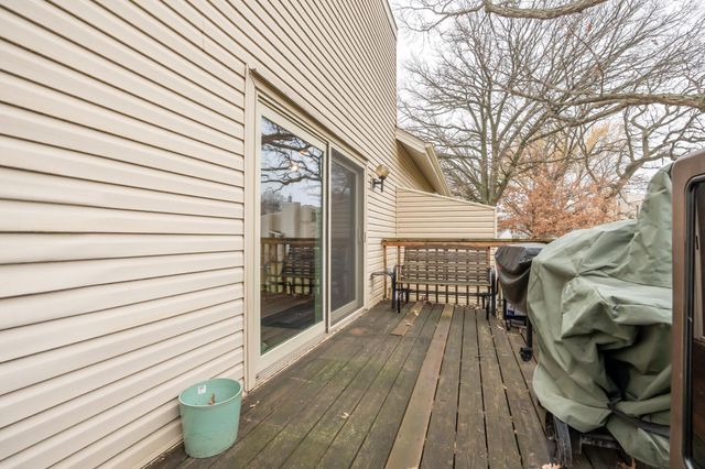 5616 N Innsbruck Court, Fridley, MN 55432