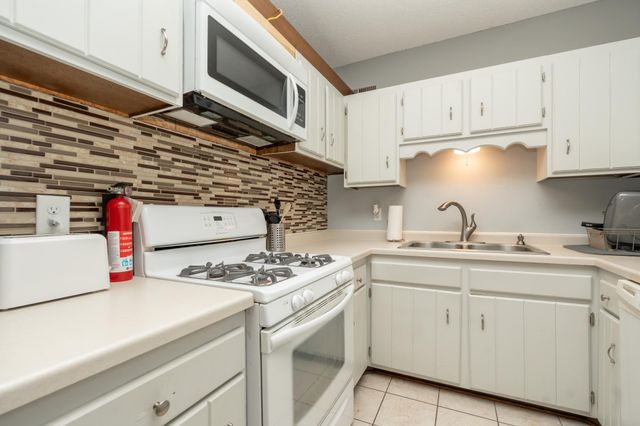 5616 N Innsbruck Court, Fridley, MN 55432