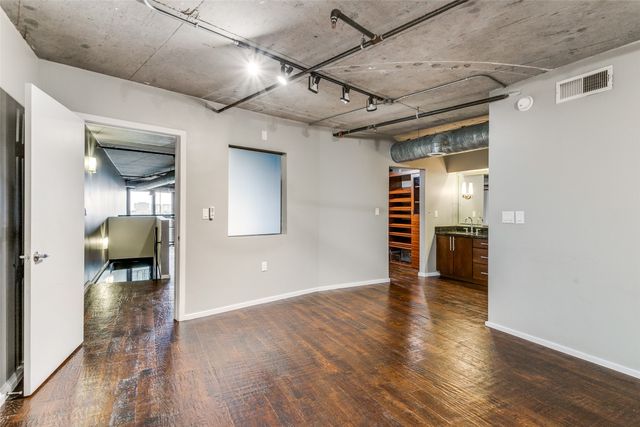 3110 Thomas Avenue 517, Dallas, TX 75204