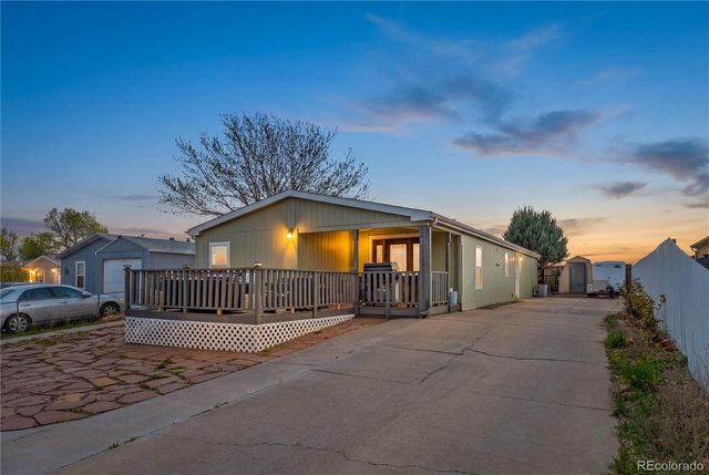 107 Willow Drive, Lochbuie, CO 80603