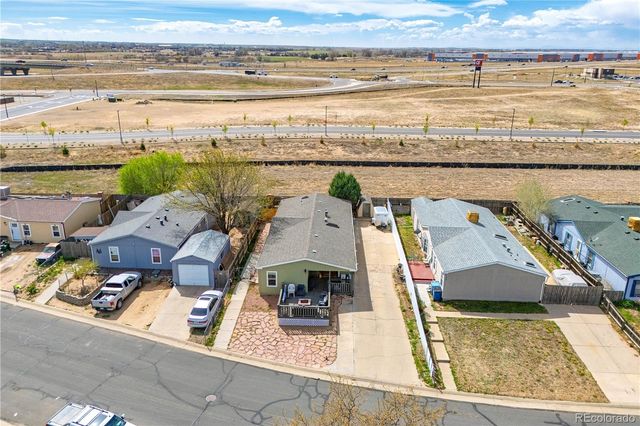 107 Willow Drive, Lochbuie, CO 80603