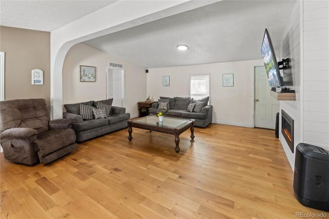 107 Willow Drive, Lochbuie, CO 80603