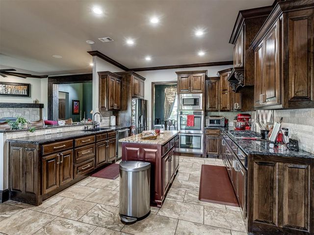 3300 Hollister Trail, Norman, OK 73071