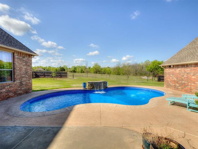 3300 Hollister Trail, Norman, OK 73071