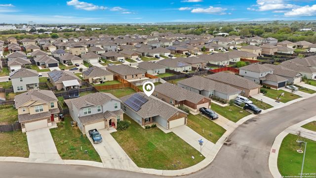 14651 Latigo Loop, Elmendorf, TX 78112