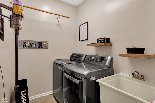 11008 Stratford Way, Fishers, IN 46038