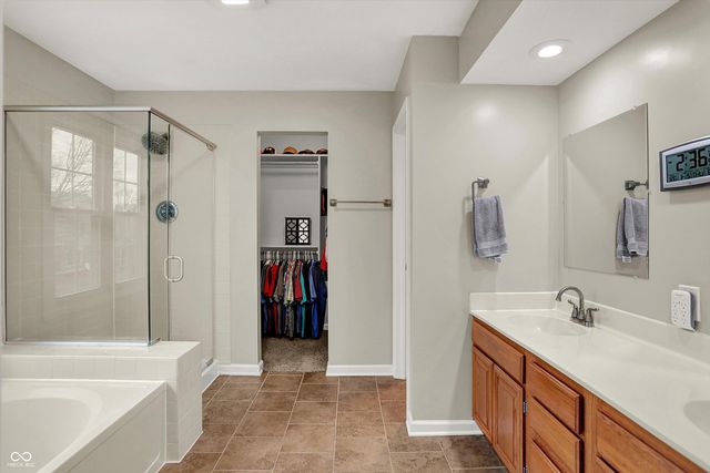 11008 Stratford Way, Fishers, IN 46038