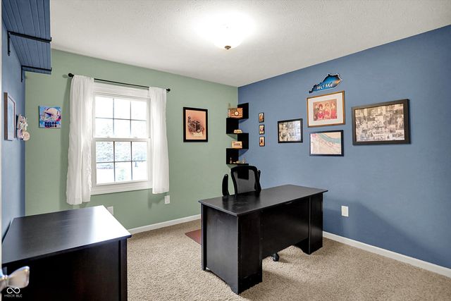 11008 Stratford Way, Fishers, IN 46038