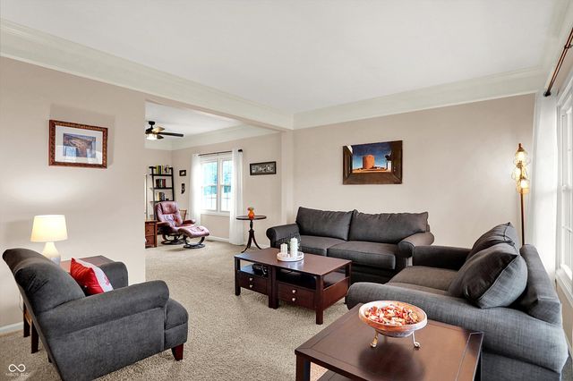 11008 Stratford Way, Fishers, IN 46038