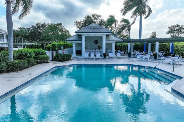 8161 Twelve Oaks CIR 512, Naples, FL 34113