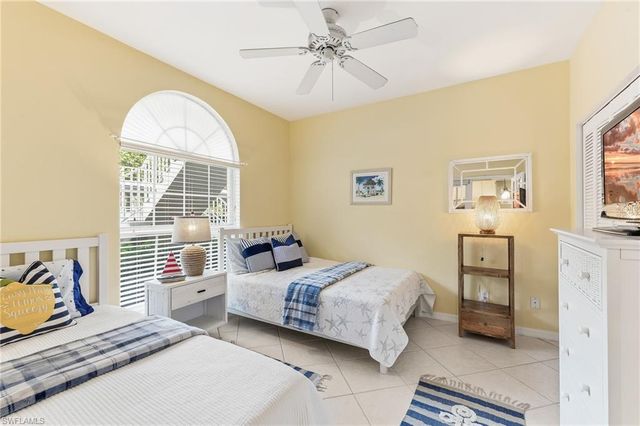 8161 Twelve Oaks CIR 512, Naples, FL 34113
