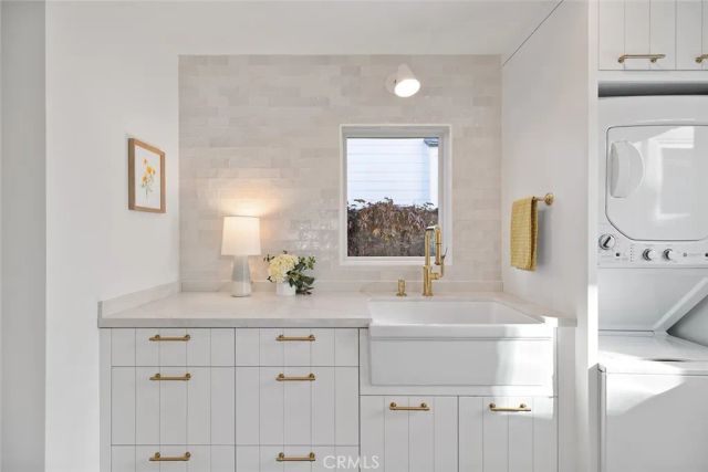 153 Emerald Bay, Laguna Beach, CA 92651