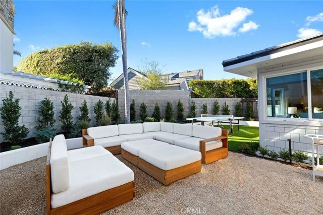 153 Emerald Bay, Laguna Beach, CA 92651