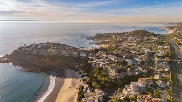 153 Emerald Bay, Laguna Beach, CA 92651