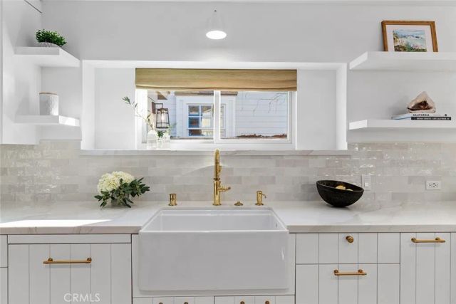 153 Emerald Bay, Laguna Beach, CA 92651