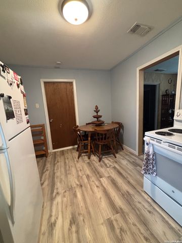 1057 DUNLAP DR, New Braunfels, TX 78130