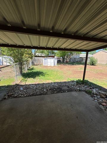 1057 DUNLAP DR, New Braunfels, TX 78130