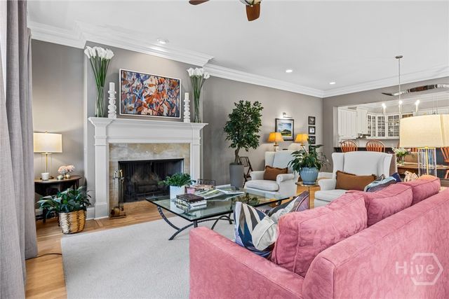 9 Turnbull Lane, Savannah, GA 31410