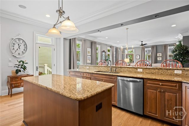 9 Turnbull Lane, Savannah, GA 31410