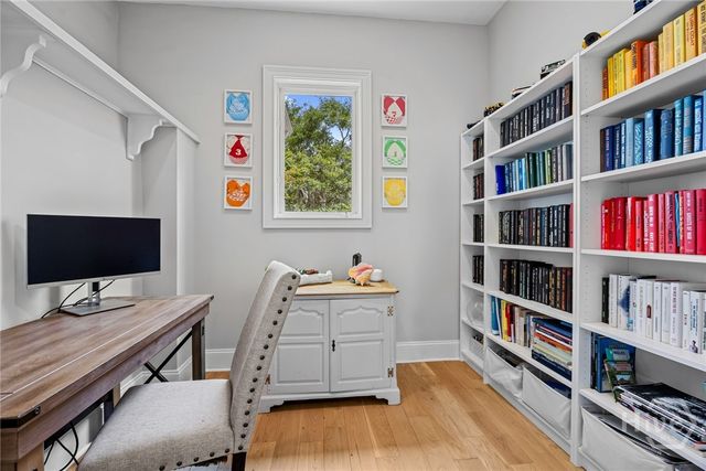 9 Turnbull Lane, Savannah, GA 31410