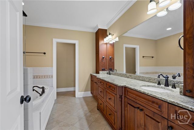 9 Turnbull Lane, Savannah, GA 31410