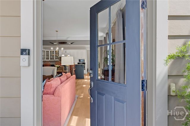 9 Turnbull Lane, Savannah, GA 31410